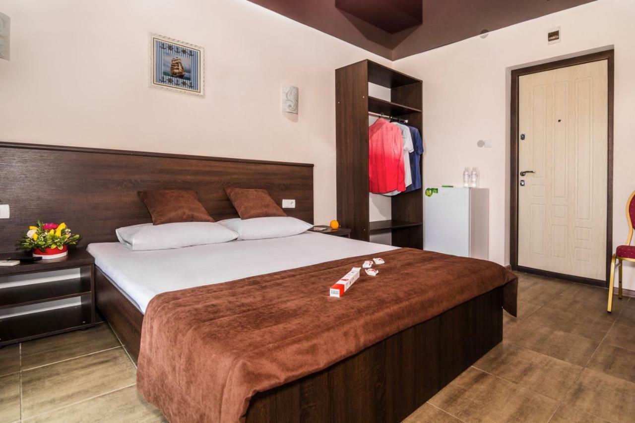 Marmaris Hotel Skadovsʼk Exterior foto